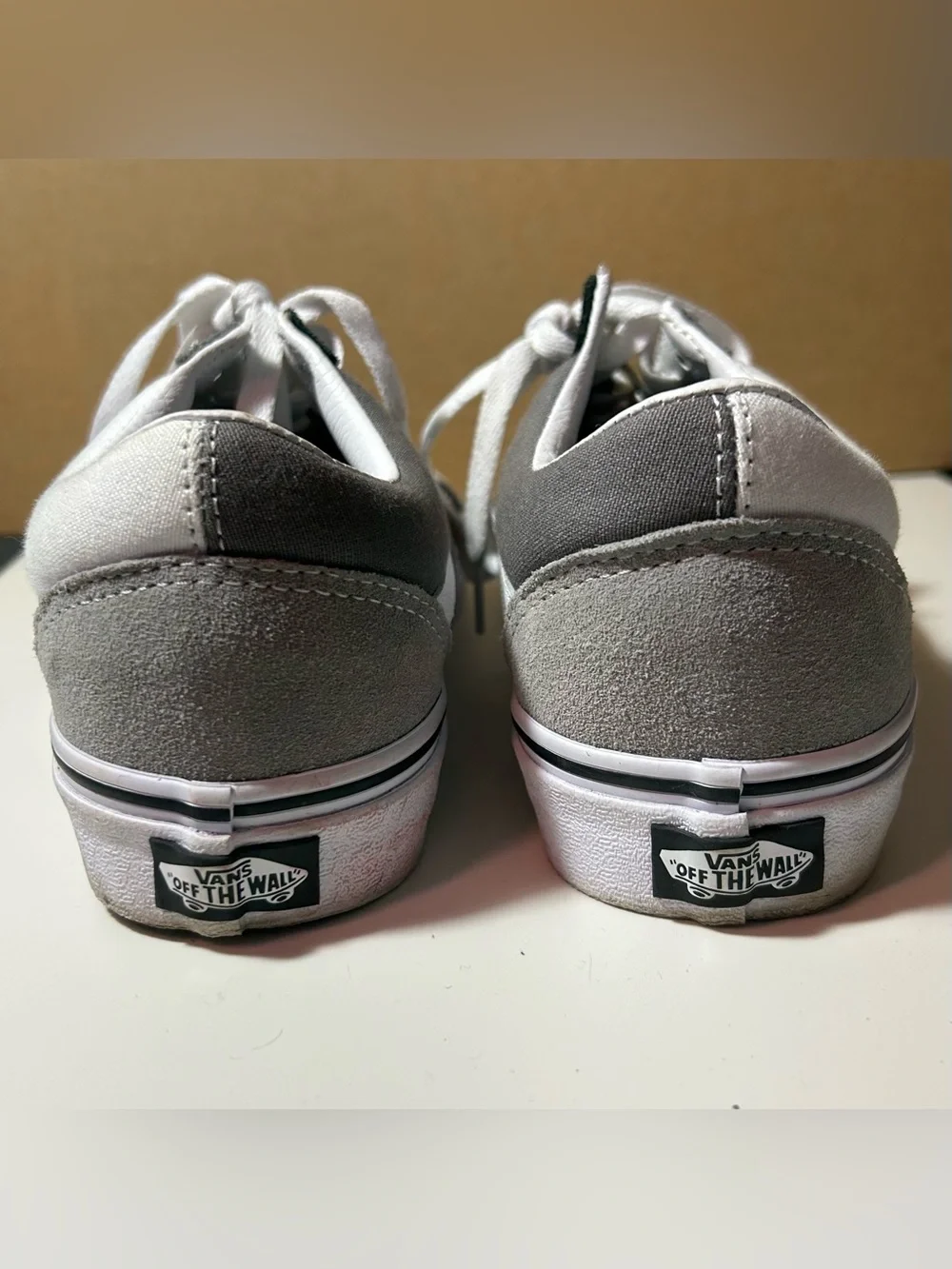 Vans Men's Size 7.5 Low-Top Color-Block Lace Up Sneakers Shoes Black and White